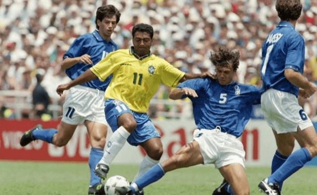 运动员在球 运动员在球