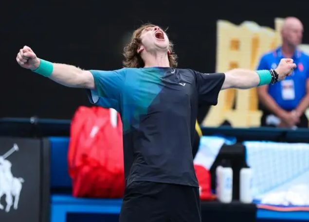 不仅挽救了 不仅挽救了