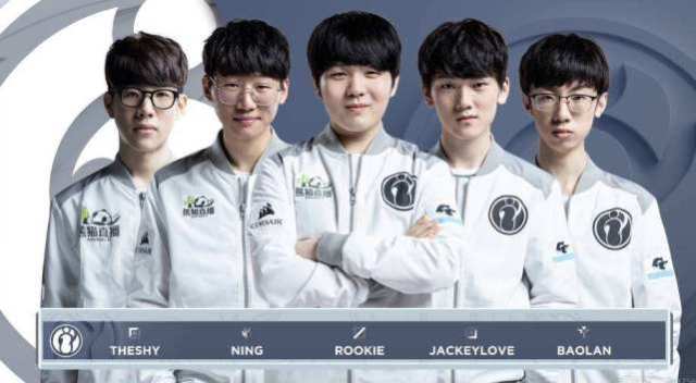 滑板器材和 滑板器材和