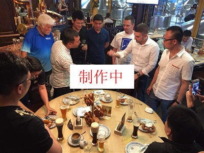 髋更开放